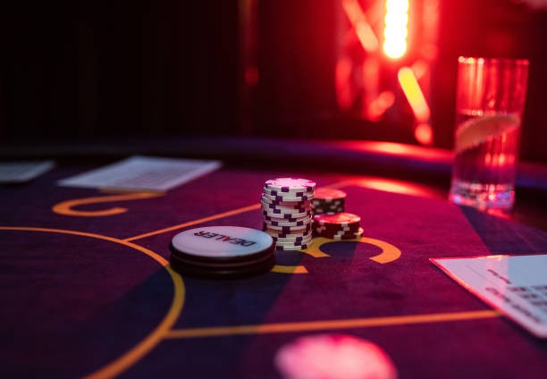 lgo4d alternatif app dashboard showing Free Fire matches and live casino tables side by side